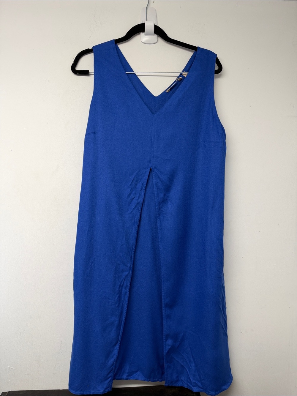 Soft Surroundings Cobalt Blue V-Neck Sleeveless Shift Dress